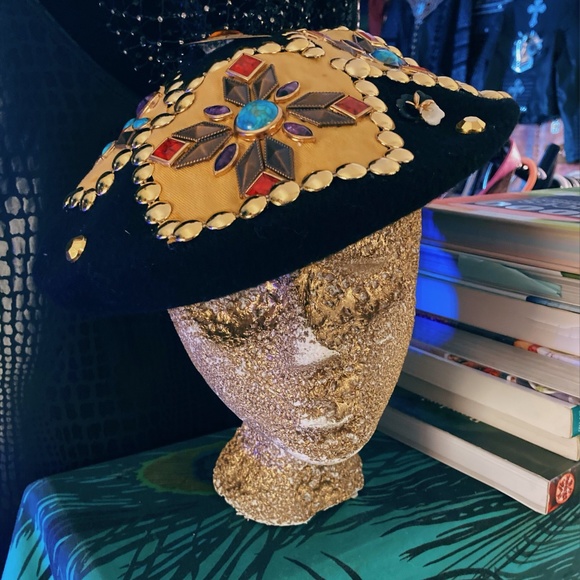 Customed Multi Jeweled Black & Beautiful Beret main image 9